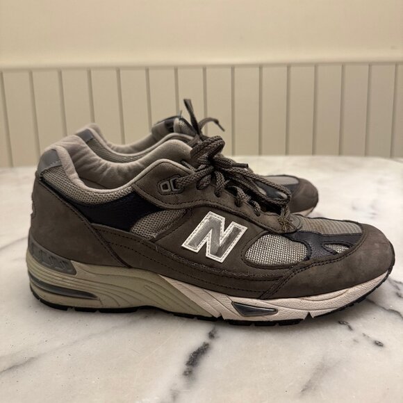 New Balance MADE in UK 991 Men's Castlerock Casual Sneakers M991GNS 9.5 US - Picture 1 of 8